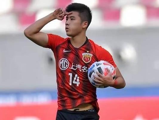 风云突变浙江稠州转会期手感冰凉,亚冠版图或变,目标明确,轮换策略成焦点 风云突变浙江稠州转会期手感冰凉,亚冠版图或变,目标明确,轮换策略成焦点